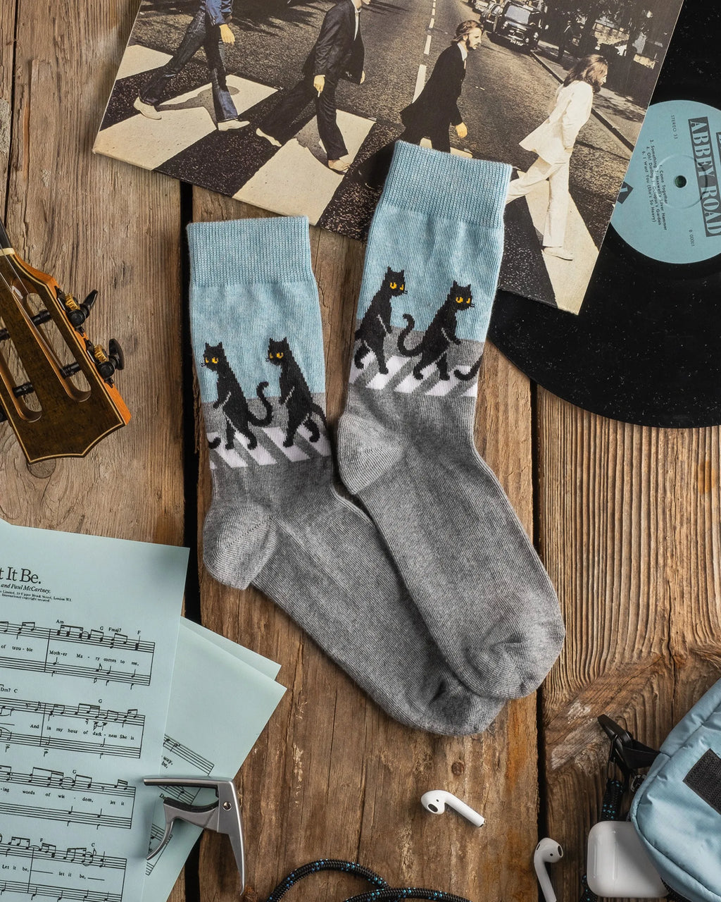 cats crosswalk patterned cotton crew socks