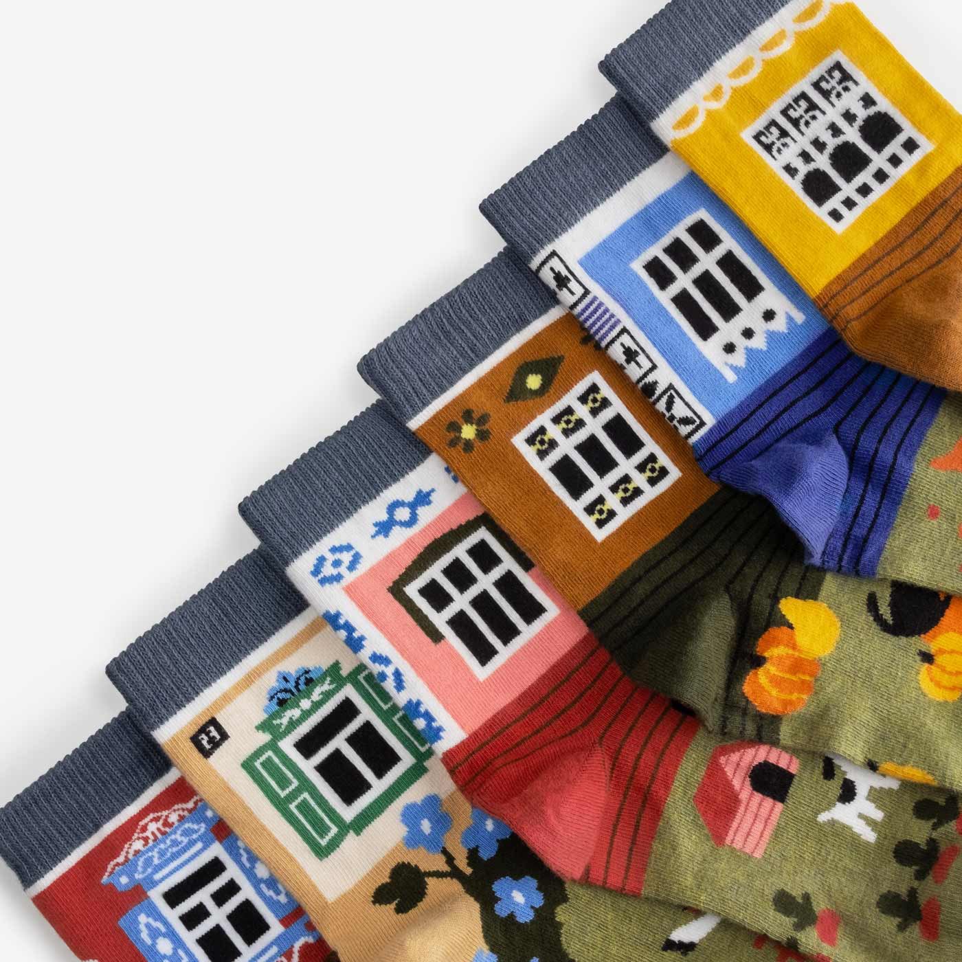 vintage patterned cotton crew socks detail